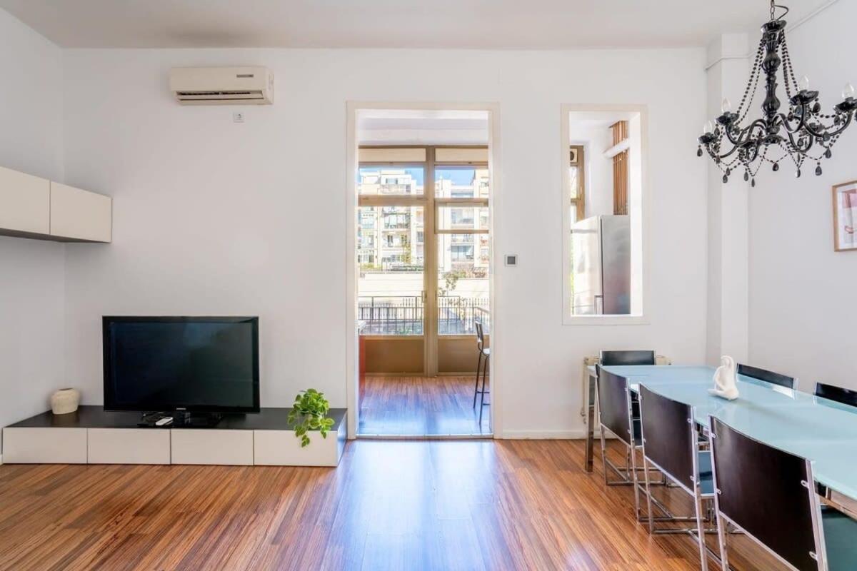 Comfortable And Huge 4bd - 2bth Rambla Catalunya Appartement